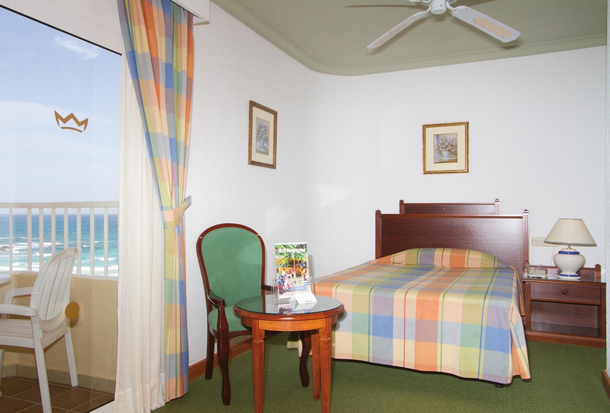 Hotel Riu Oliva Beach Resort Corralejo Exteriör bild