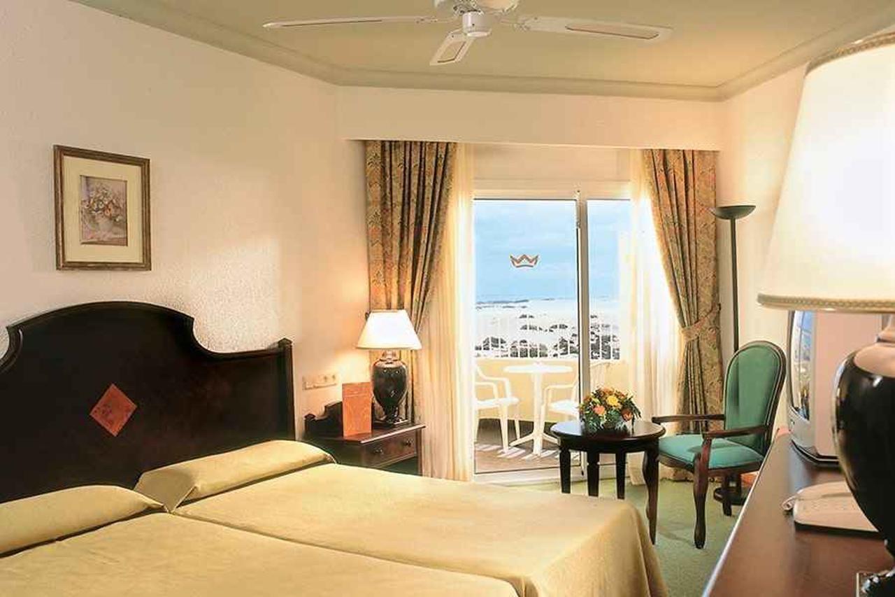 Hotel Riu Oliva Beach Resort Corralejo Exteriör bild