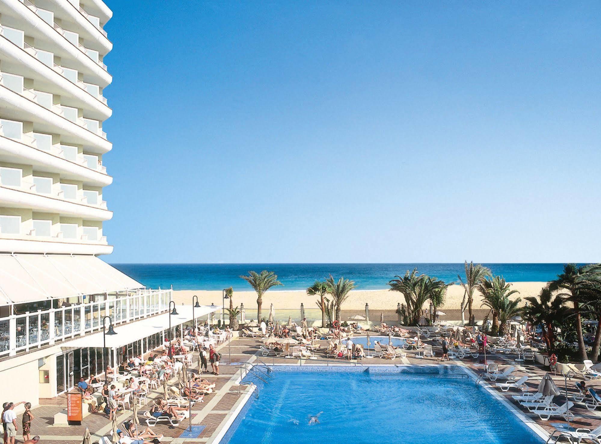 Hotel Riu Oliva Beach Resort Corralejo Exteriör bild